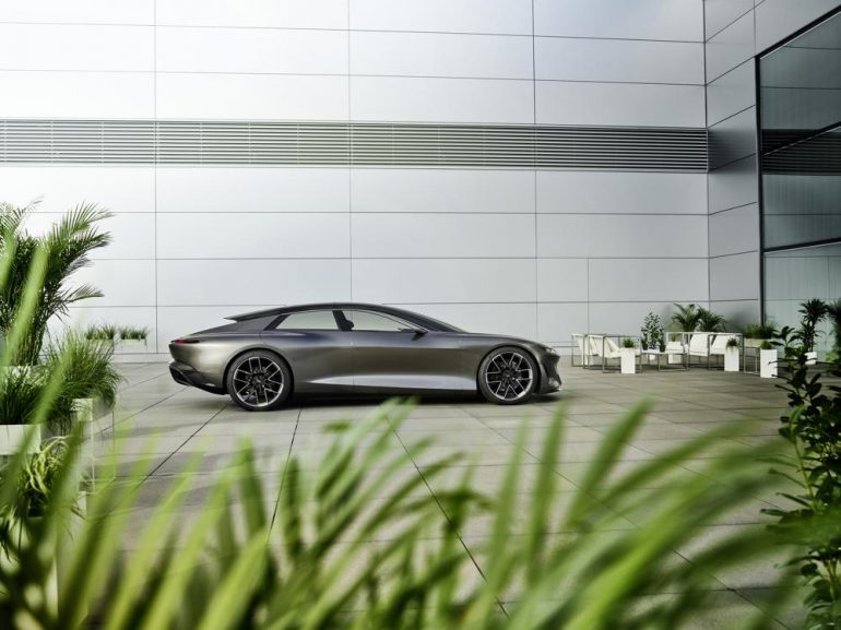 Das Audi grandsphere concept. 5,35 Meter lang und gemacht für Reisen in  andere Dimensionen – Virtual Design Magazine