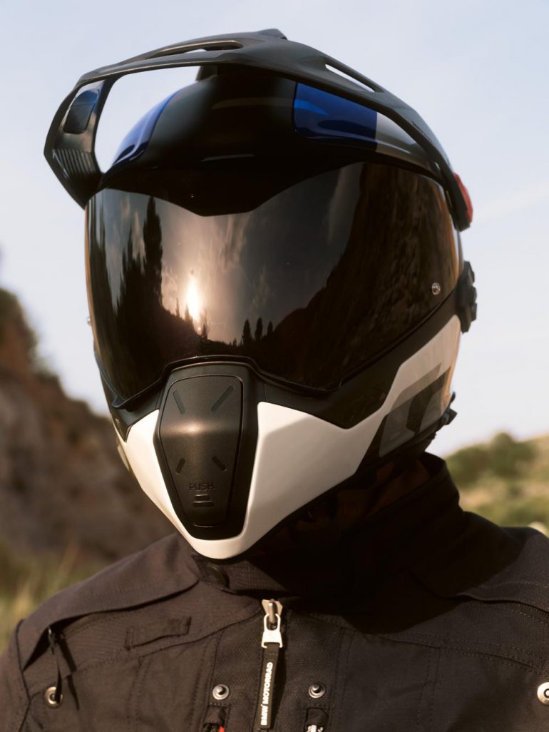 BMW Motorrad Neuer GS Rallye Carbon Helm Mit Sonnenblende COM P1 GS BMW Motorrad Neuer GS Rallye Carbon Helm Mit Sonnenblende COM P1 GS